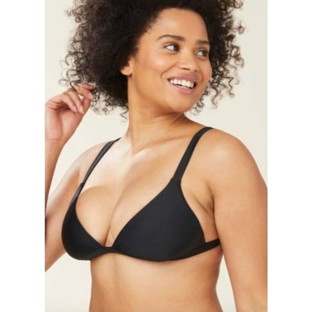 NWT Andie Swim The Caicos Bikini Top Black Size Medium Beach Pool Resort Travel